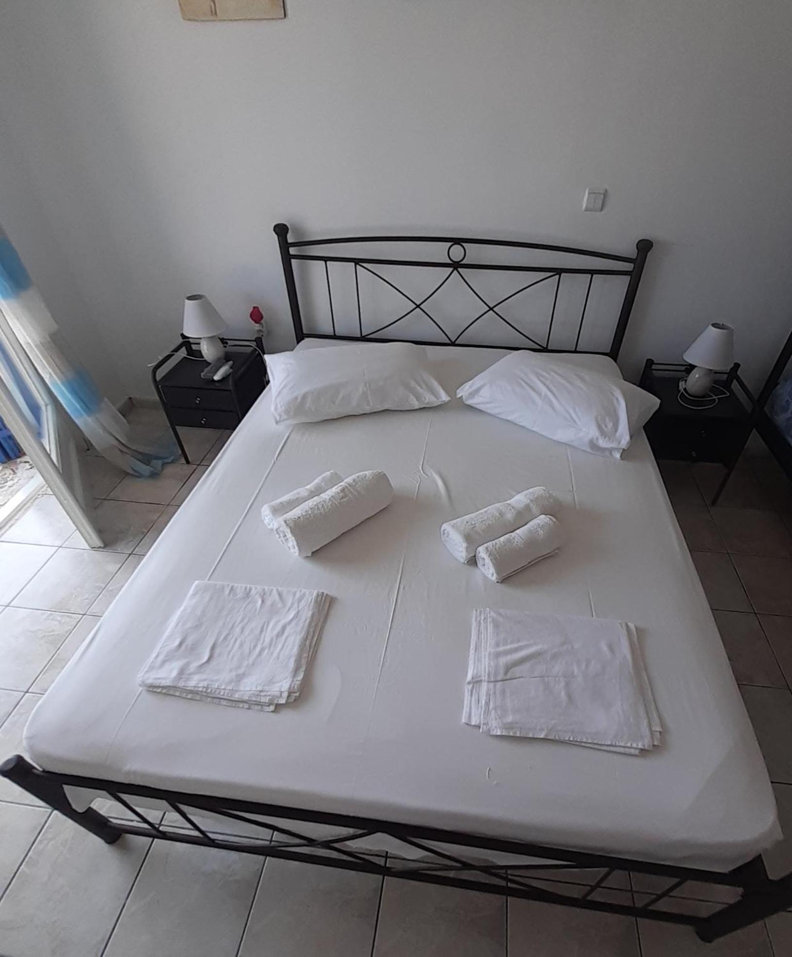 Angira - Koroni Apartments Luaran gambar