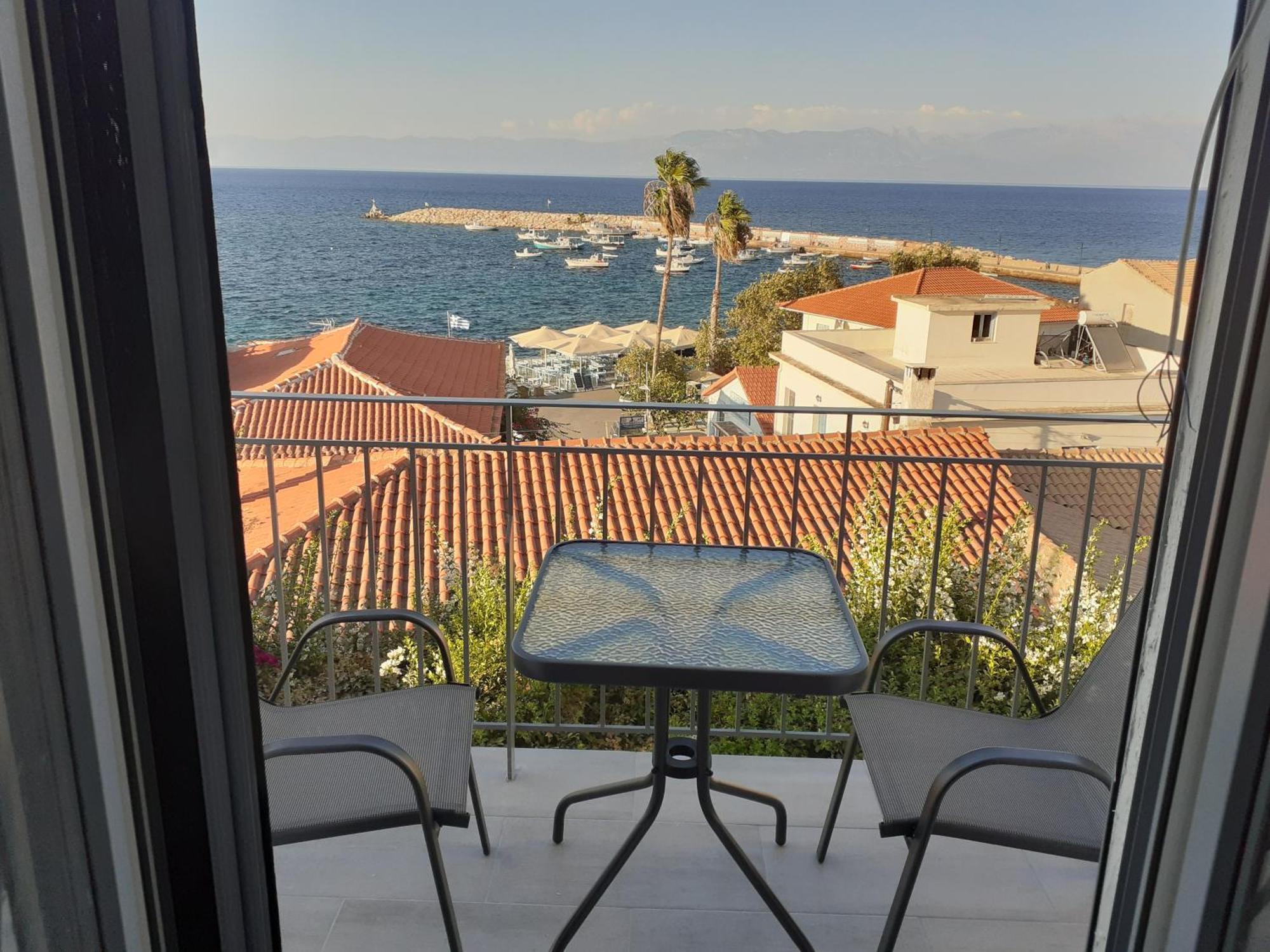 Angira - Koroni Apartments Luaran gambar