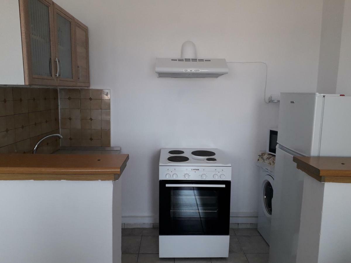 Angira - Koroni Apartments Luaran gambar